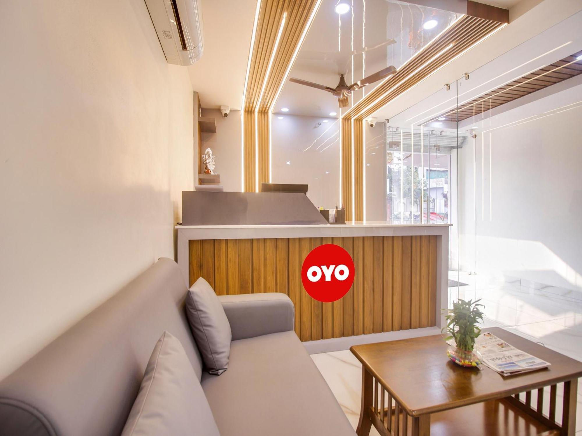 Hotel O Rr Residency Khammam Kültér fotó