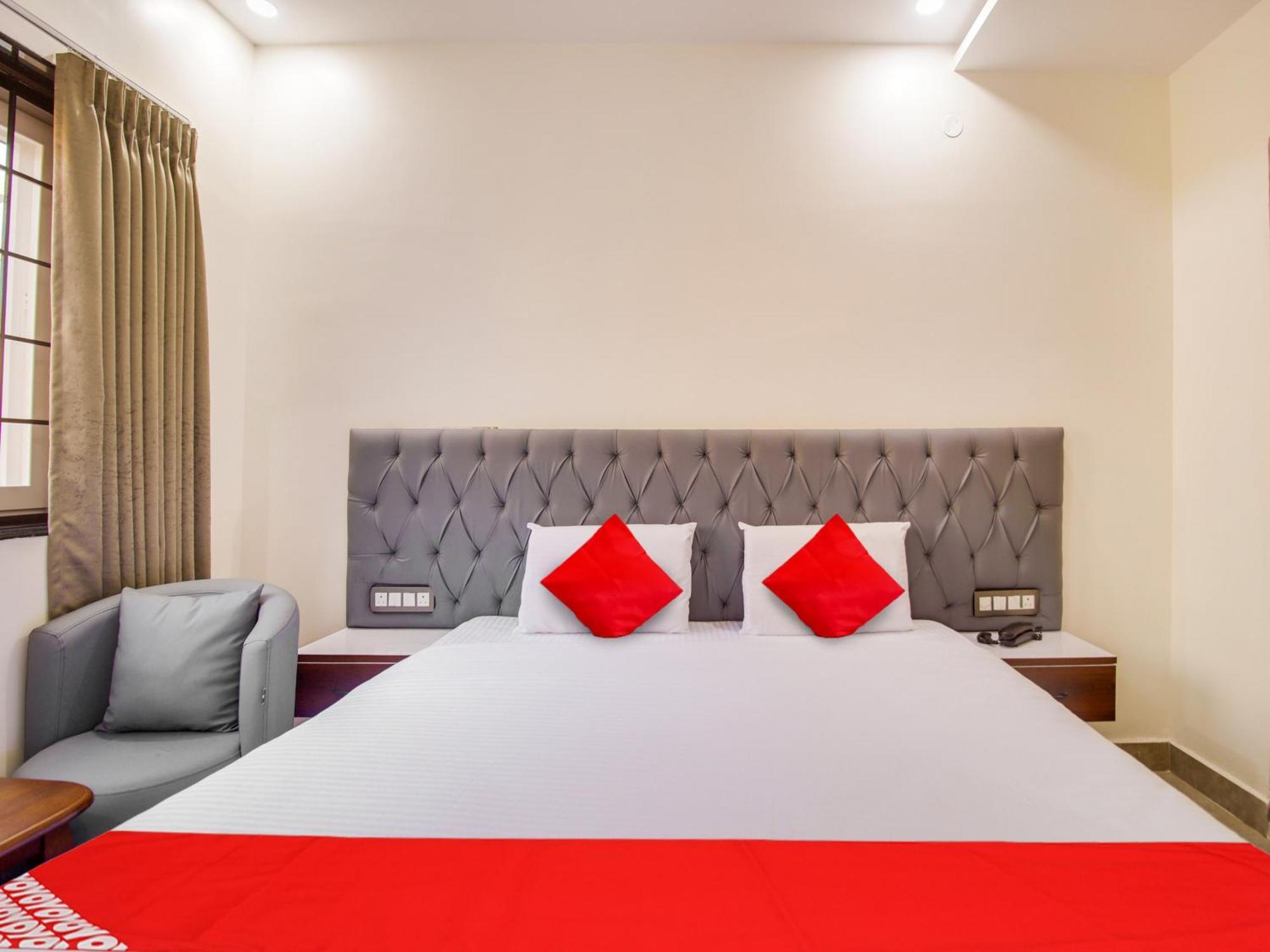 Hotel O Rr Residency Khammam Kültér fotó